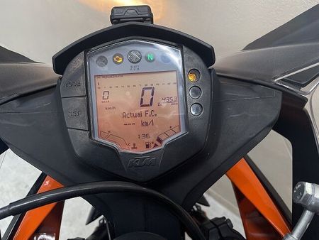 KTM RC390 RC390 DELKEVIC製マフラー エルゴシート装備 38