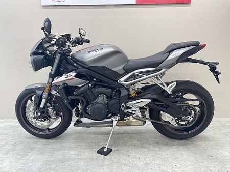 トライアンフ STREET TRIPLE ストリートトリプルRS 純正オプションARROW製マフラー装備 3