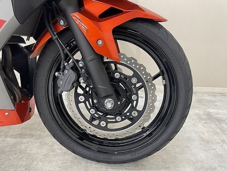 カワサキ ニンジャ 400 NINJA400 ヨシムラ製マフラー スモークスクリーン ハイシート USBポート フェン 15