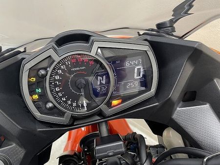 カワサキ ニンジャ 400 NINJA400 ヨシムラ製マフラー スモークスクリーン ハイシート USBポート フェン 40