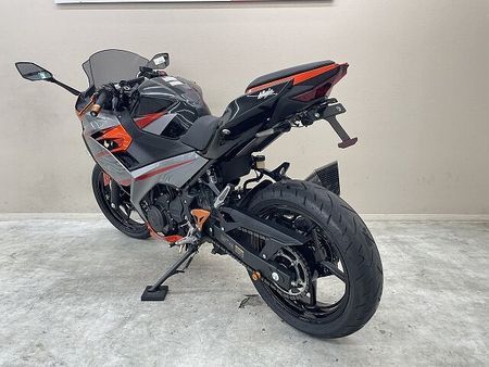 カワサキ ニンジャ 400 NINJA400 ヨシムラ製マフラー スモークスクリーン ハイシート USBポート フェン 7
