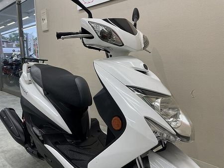 ヤマハ シグナスX SR シグナス125XSR 2015年モデル!! 10