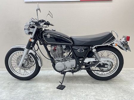 ヤマハ SR400 SR400 キャブモデル ハリケーン製ハンドル カスタムウィンカー装備 3