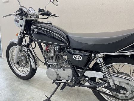 ヤマハ SR400 SR400 キャブモデル ハリケーン製ハンドル カスタムウィンカー装備 27