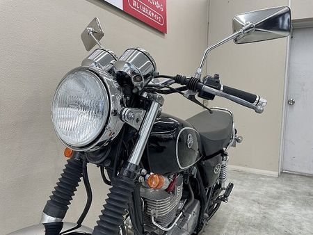 ヤマハ SR400 SR400 キャブモデル ハリケーン製ハンドル カスタムウィンカー装備 33