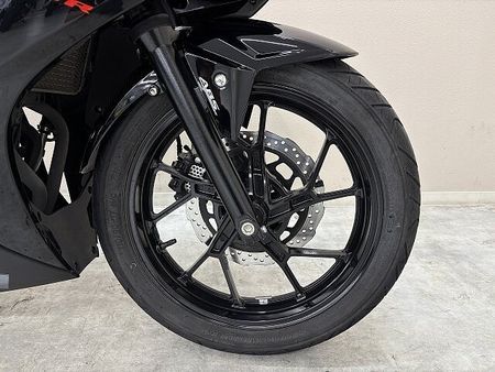スズキ GSX250R GSX250R 2021年モデル スモークスクリーン グラブoー マルチバー USBポート 15