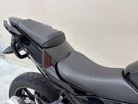 スズキ GSX250R GSX250R 2021年モデル スモークスクリーン グラブoー マルチバー USBポート 23