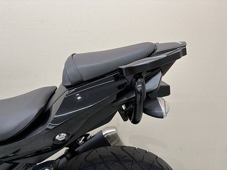 スズキ GSX250R GSX250R 2021年モデル スモークスクリーン グラブoー マルチバー USBポート 29