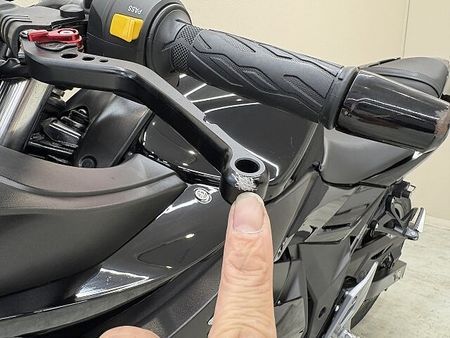スズキ GSX250R GSX250R 2021年モデル スモークスクリーン グラブoー マルチバー USBポート 37