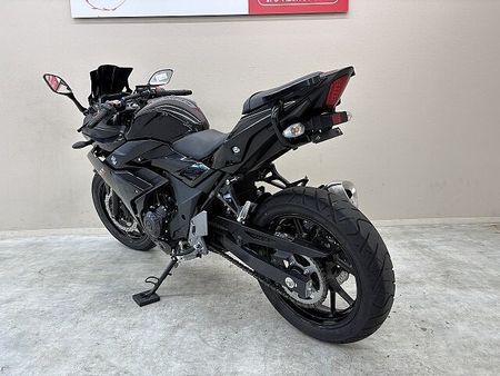 スズキ GSX250R GSX250R 2021年モデル スモークスクリーン グラブoー マルチバー USBポート 7