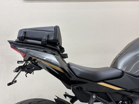 カワサキ ZX-25R NINJA ZX-25RSE ゼログラビティ製スクリーン 前後カメラ付きドラレコ LEDウ 21