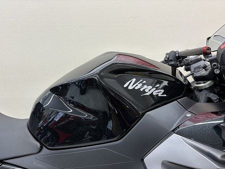 カワサキ ニンジャ 400 NINJA400 2020年モデル マルチバー USBポート装備 19