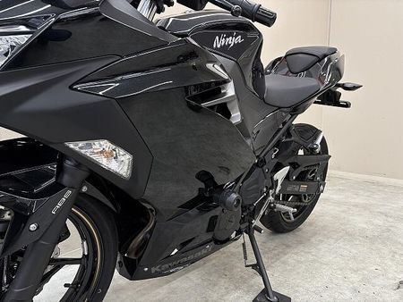 カワサキ ニンジャ 400 NINJA400 2020年モデル マルチバー USBポート装備 37