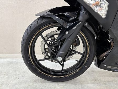 カワサキ ニンジャ 400 NINJA400 2020年モデル マルチバー USBポート装備 38
