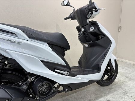 ヤマハ シグナスX SR シグナス125XSR 2020年モデル アクセサリーソケット装備 21