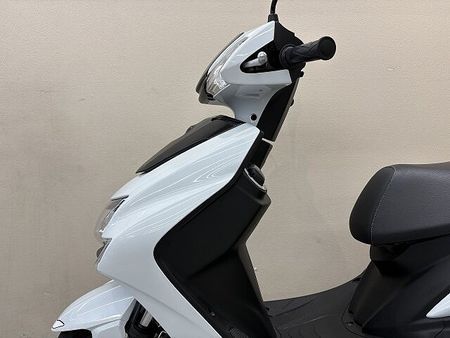 ヤマハ シグナスX SR シグナス125XSR 2020年モデル アクセサリーソケット装備 29