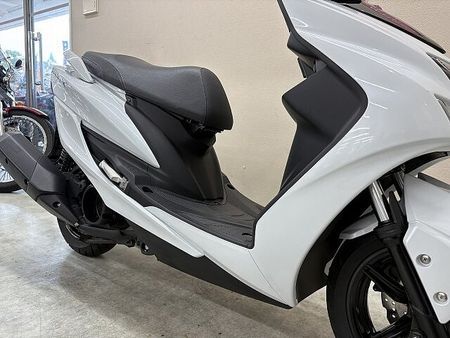 ヤマハ シグナスX SR シグナス125XSR 2020年モデル アクセサリーソケット装備 10
