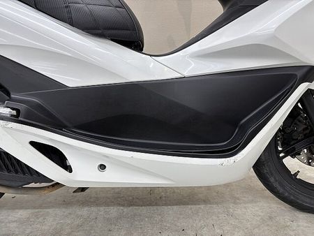 ホンダ PCX125 PCX125 カスタムシート ロッドホルダー トップケース装備!! 16
