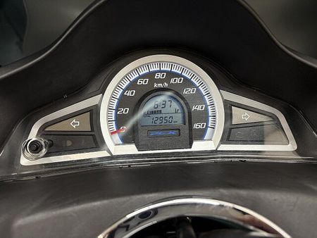 ホンダ PCX125 PCX125 カスタムシート ロッドホルダー トップケース装備!! 33