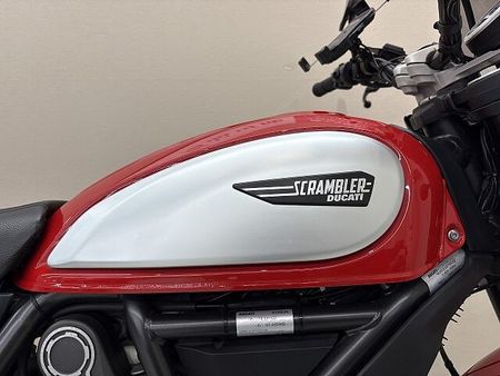 ドゥカティ Scrambler Urban Enduro スクランブラーアイコン メーターバイザー フェンダーレスキット装備 16
