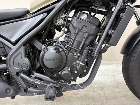 ホンダ レブル 250 レブル250 ABS グリップヒーター バックサポート USBポート装備 15