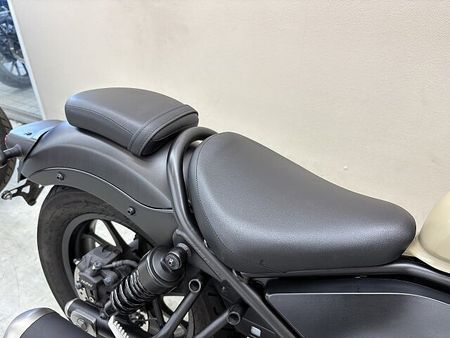 ホンダ レブル 250 レブル250 ABS グリップヒーター バックサポート USBポート装備 18