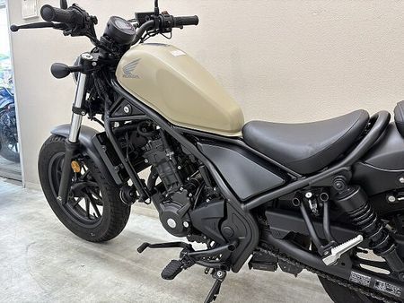 ホンダ レブル 250 レブル250 ABS グリップヒーター バックサポート USBポート装備 24