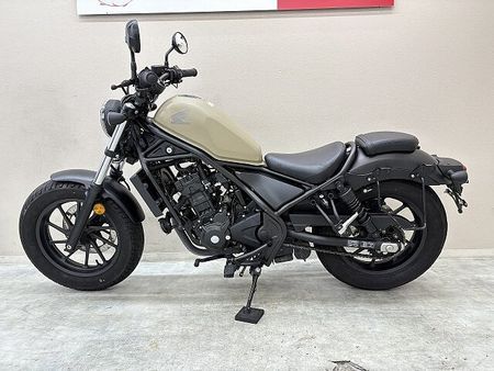 ホンダ レブル 250 レブル250 ABS グリップヒーター バックサポート USBポート装備 3