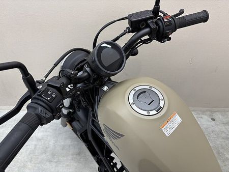 ホンダ レブル 250 レブル250 ABS グリップヒーター バックサポート USBポート装備 31