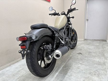 ホンダ レブル 250 レブル250 ABS グリップヒーター バックサポート USBポート装備 4