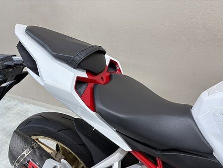ホンダ CBR250RR (MC51) CBR250RR【マル得】 アクラポヴィッチ製マフラー 純正OPクイックシフター USBポ 19