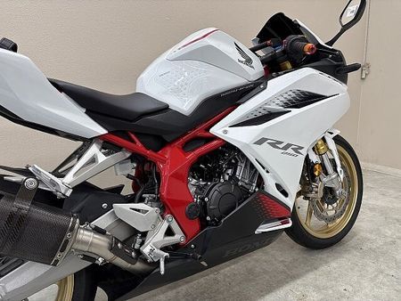 ホンダ CBR250RR (MC51) CBR250RR【マル得】 アクラポヴィッチ製マフラー 純正OPクイックシフター USBポ 21