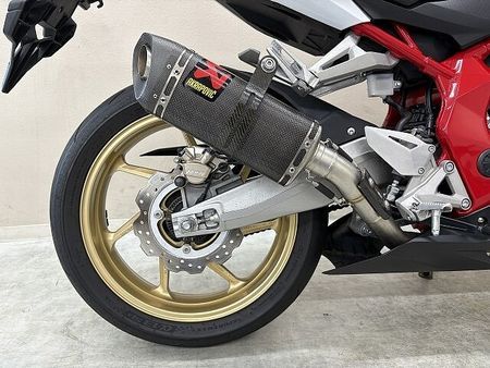 ホンダ CBR250RR (MC51) CBR250RR【マル得】 アクラポヴィッチ製マフラー 純正OPクイックシフター USBポ 22