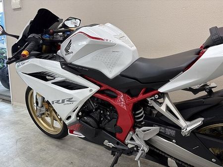 ホンダ CBR250RR (MC51) CBR250RR【マル得】 アクラポヴィッチ製マフラー 純正OPクイックシフター USBポ 27