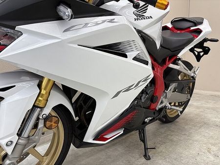 ホンダ CBR250RR (MC51) CBR250RR【マル得】 アクラポヴィッチ製マフラー 純正OPクイックシフター USBポ 32