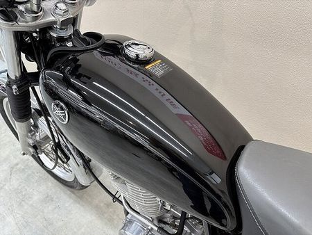 ヤマハ SR400 SR400 2014年モデル サドルバックサポート装備 25