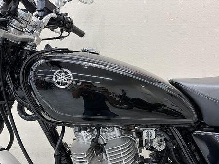 ヤマハ SR400 SR400 2014年モデル サドルバックサポート装備 26