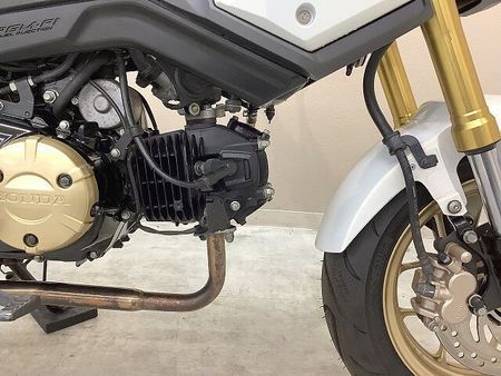 ホンダ グロム グロム キタコ製マフラー フェンダーレスキット USBポート装備 19