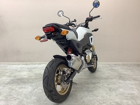 ホンダ グロム グロム キタコ製マフラー フェンダーレスキット USBポート装備 5