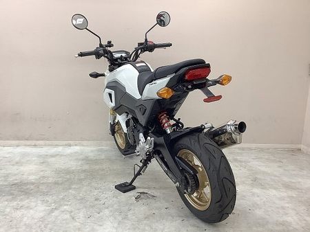 ホンダ グロム グロム キタコ製マフラー フェンダーレスキット USBポート装備 7