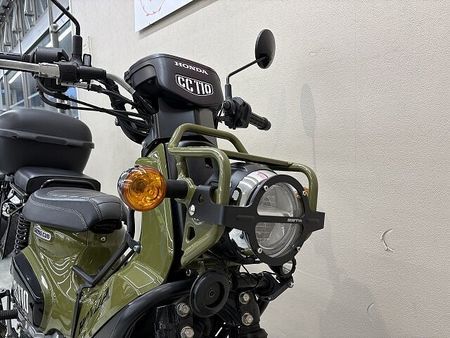 ホンダ クロスカブ110 クロスカブ110 ヨシムラ製マフラー YSS製リアショック ライトガード センターキャリア 12