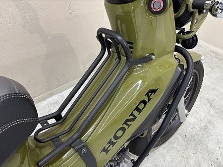 ホンダ クロスカブ110 クロスカブ110 ヨシムラ製マフラー YSS製リアショック ライトガード センターキャリア 19