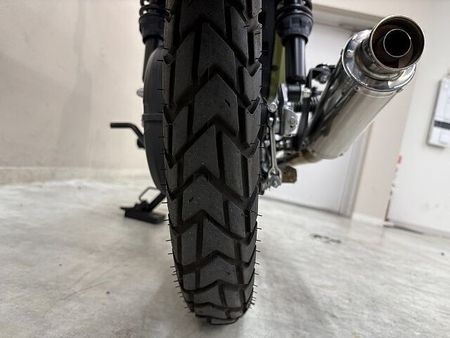 ホンダ クロスカブ110 クロスカブ110 ヨシムラ製マフラー YSS製リアショック ライトガード センターキャリア 23