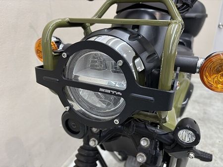 ホンダ クロスカブ110 クロスカブ110 ヨシムラ製マフラー YSS製リアショック ライトガード センターキャリア 32