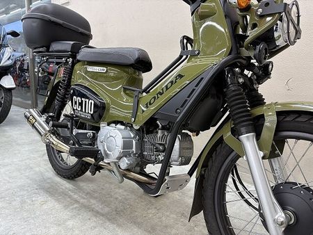 ホンダ クロスカブ110 クロスカブ110 ヨシムラ製マフラー YSS製リアショック ライトガード センターキャリア 10