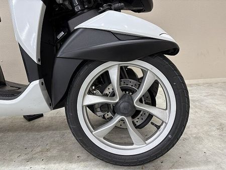 ヤマハ トリシティ トリシティ125 2015年モデル 純正トップケース装備 12