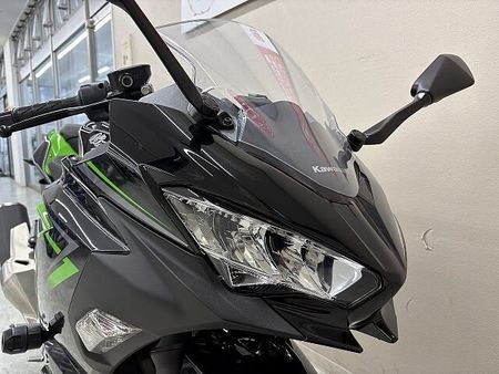 カワサキ ニンジャ 400 NINJA400 2019年モデル フレームスライダー マルチバー USBポート装備 11