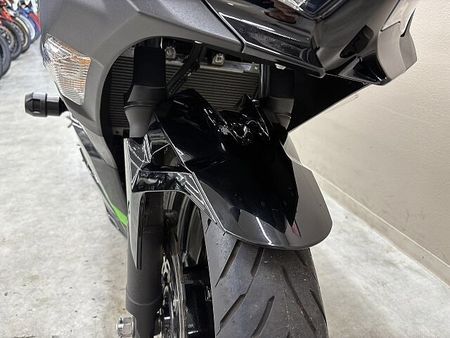 カワサキ ニンジャ 400 NINJA400 2019年モデル フレームスライダー マルチバー USBポート装備 12