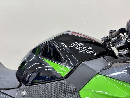 カワサキ ニンジャ 400 NINJA400 2019年モデル フレームスライダー マルチバー USBポート装備 17