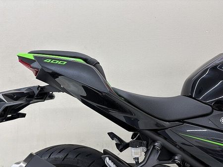 カワサキ ニンジャ 400 NINJA400 2019年モデル フレームスライダー マルチバー USBポート装備 20